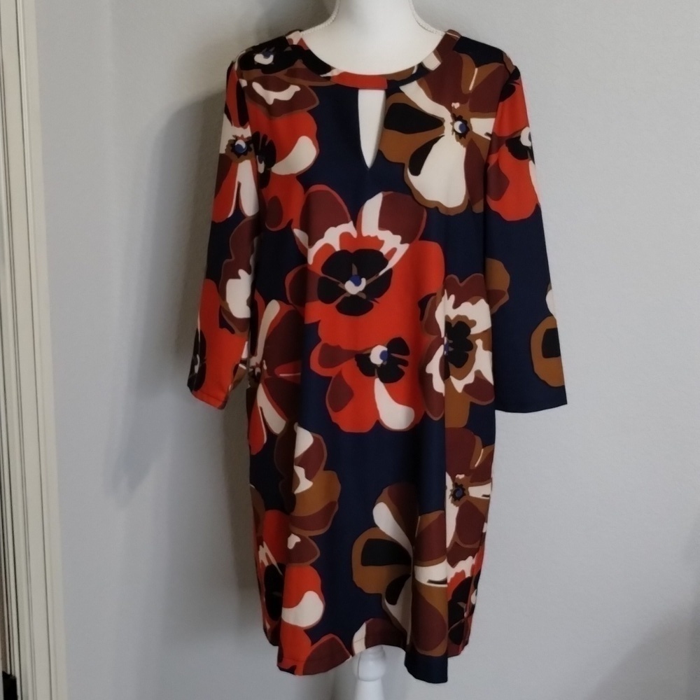 Beige by eci women's medium floral shift dress w pockets navy maroon orange Fall